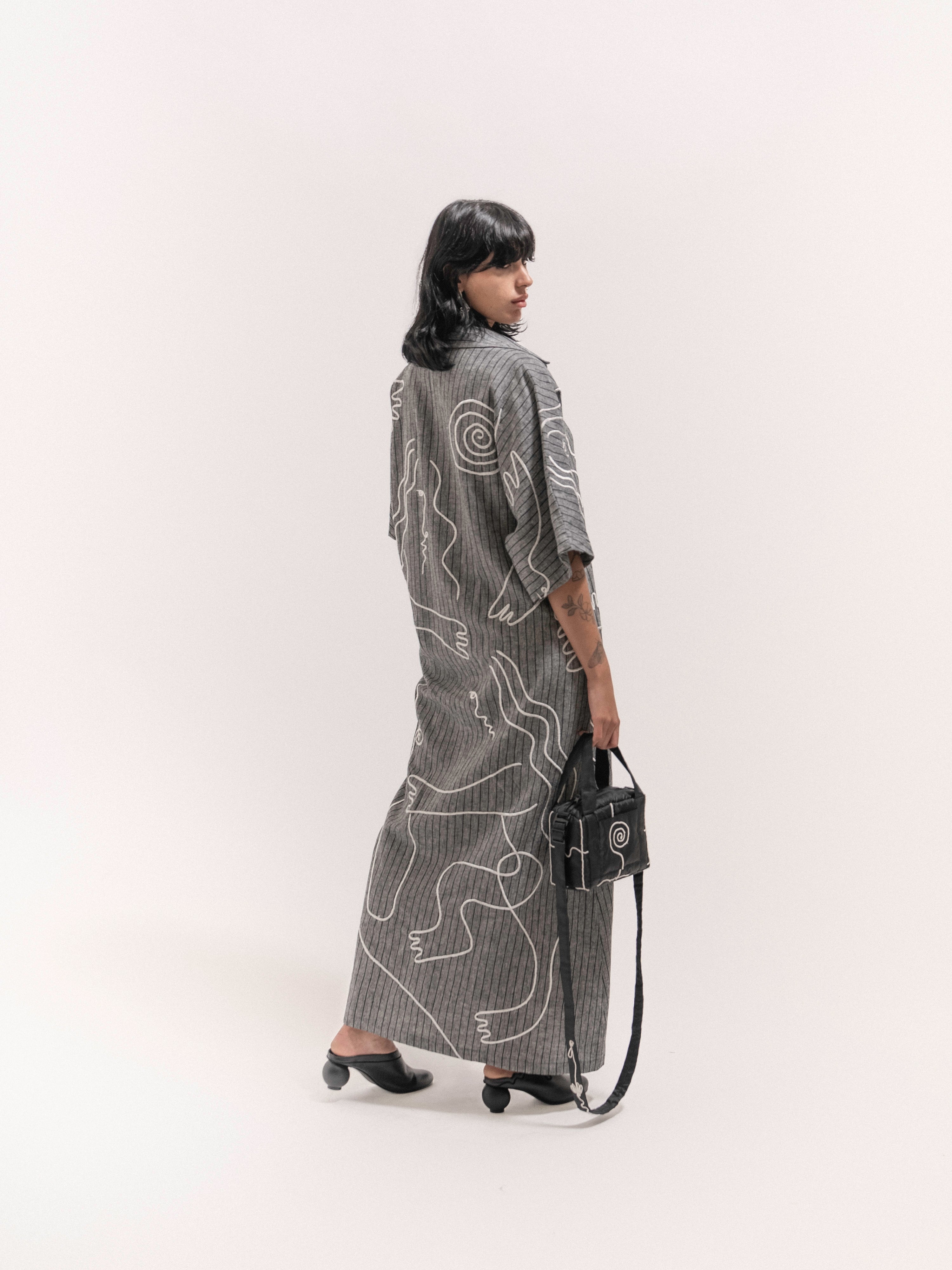 Stoic Abaya