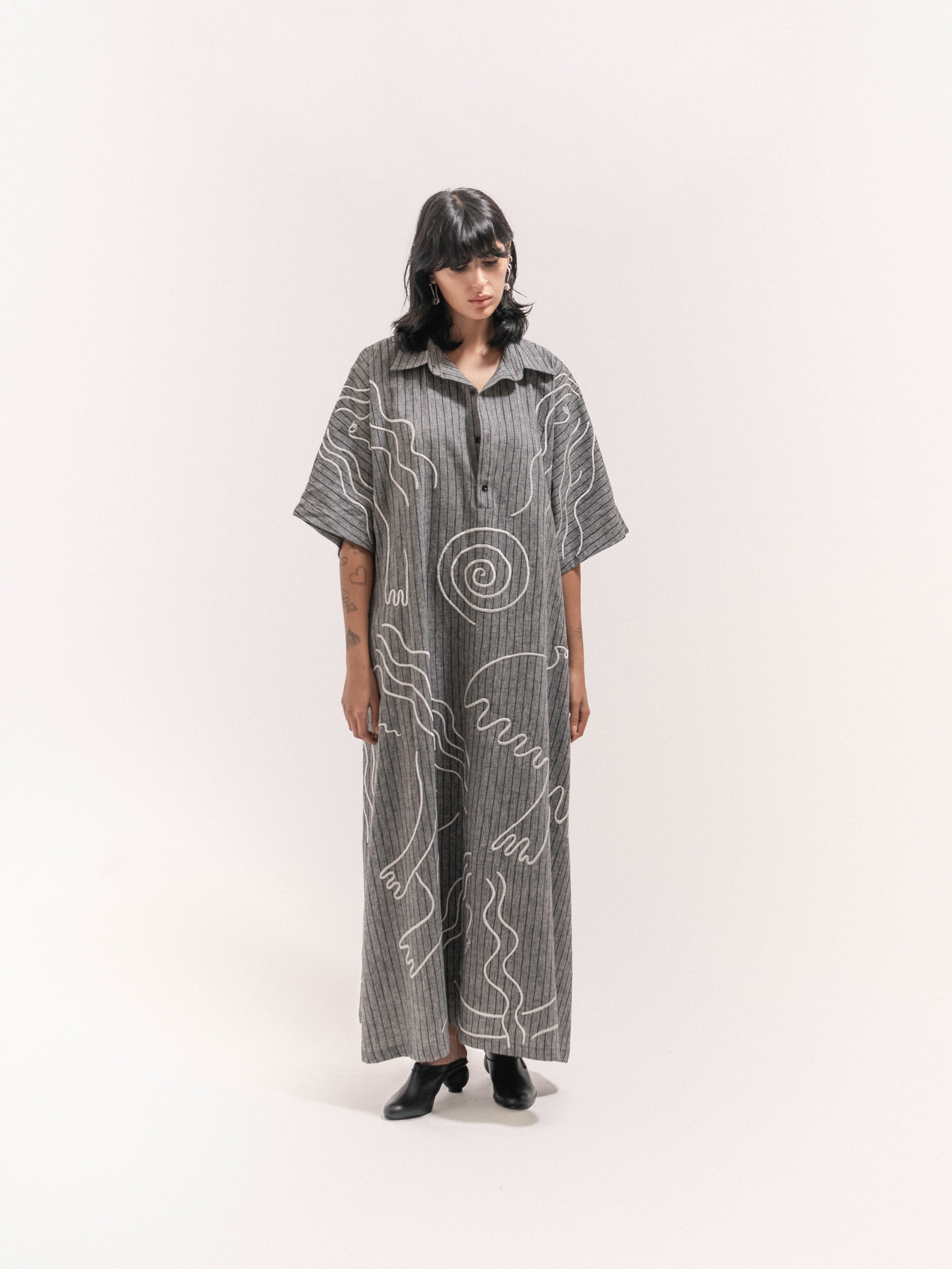 Stoic Abaya
