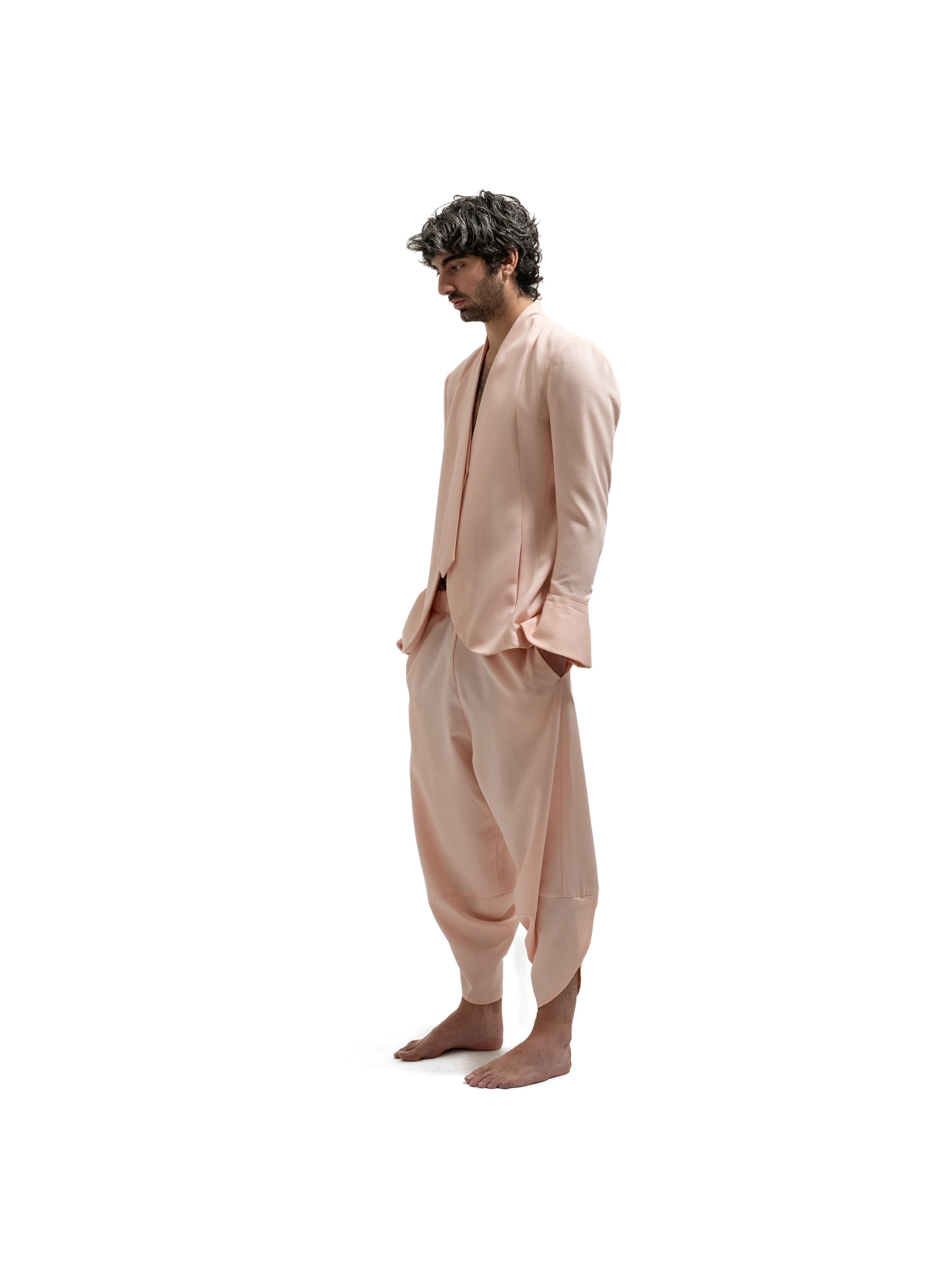 Bell-Tie Suit