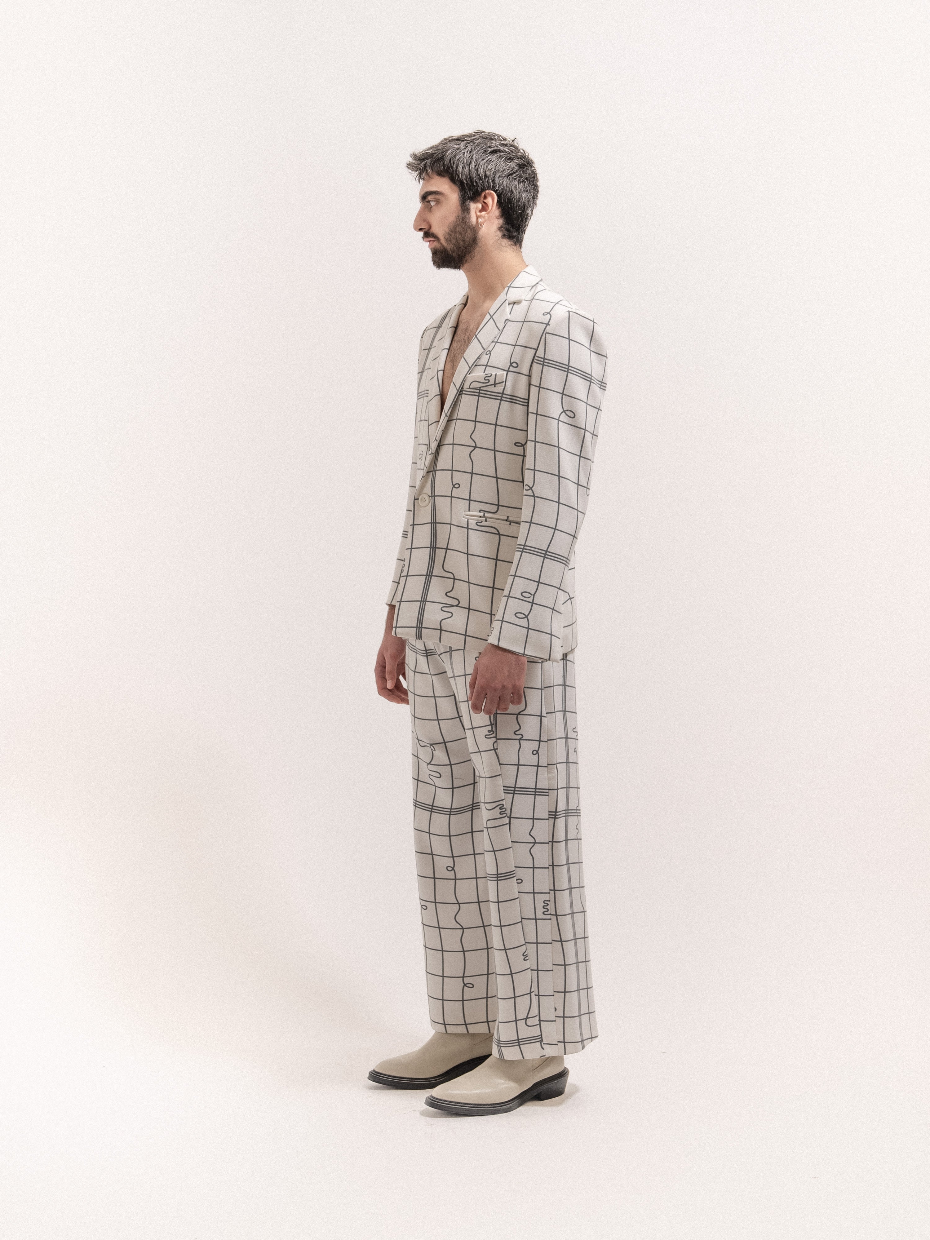 Men Grid Print Suit